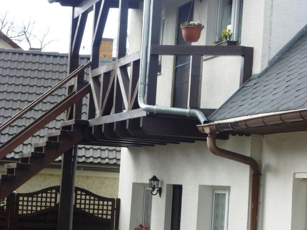 Ferienwohnungen An Den Linden Бург Экстерьер фото